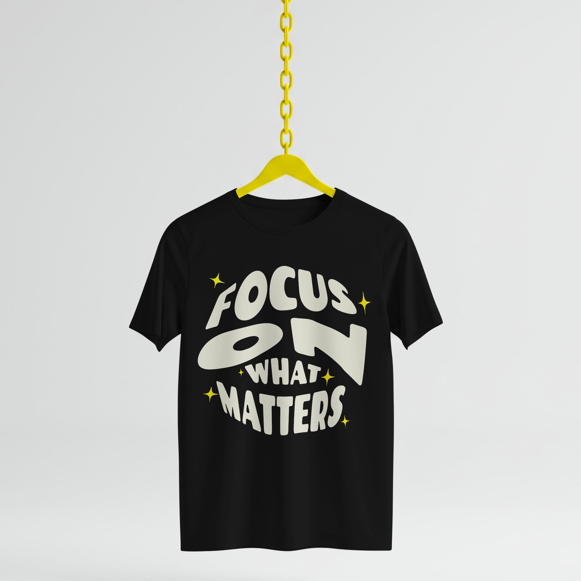 "Focus On What Matters" T-Shirt (Black/White)